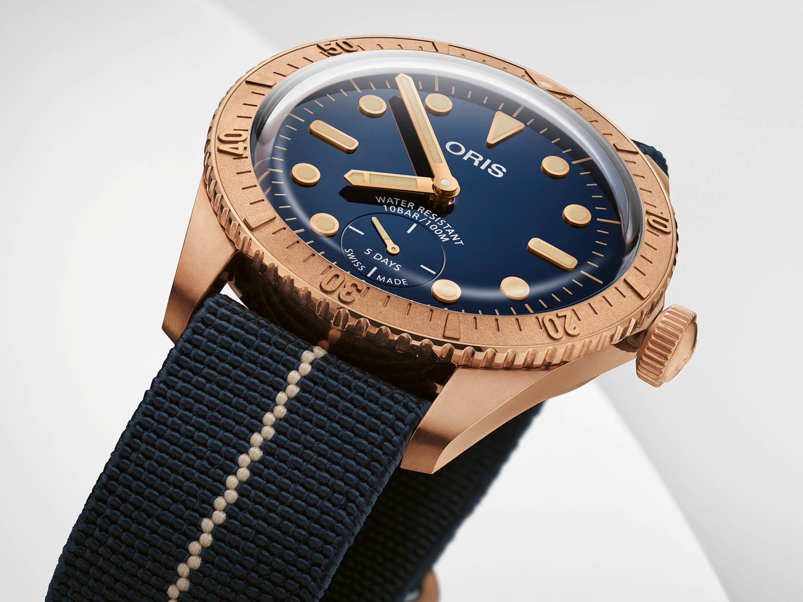 01-401-7764-3185-set-oris-carl-brashear-calibre-401-limited-edition-3.jpg