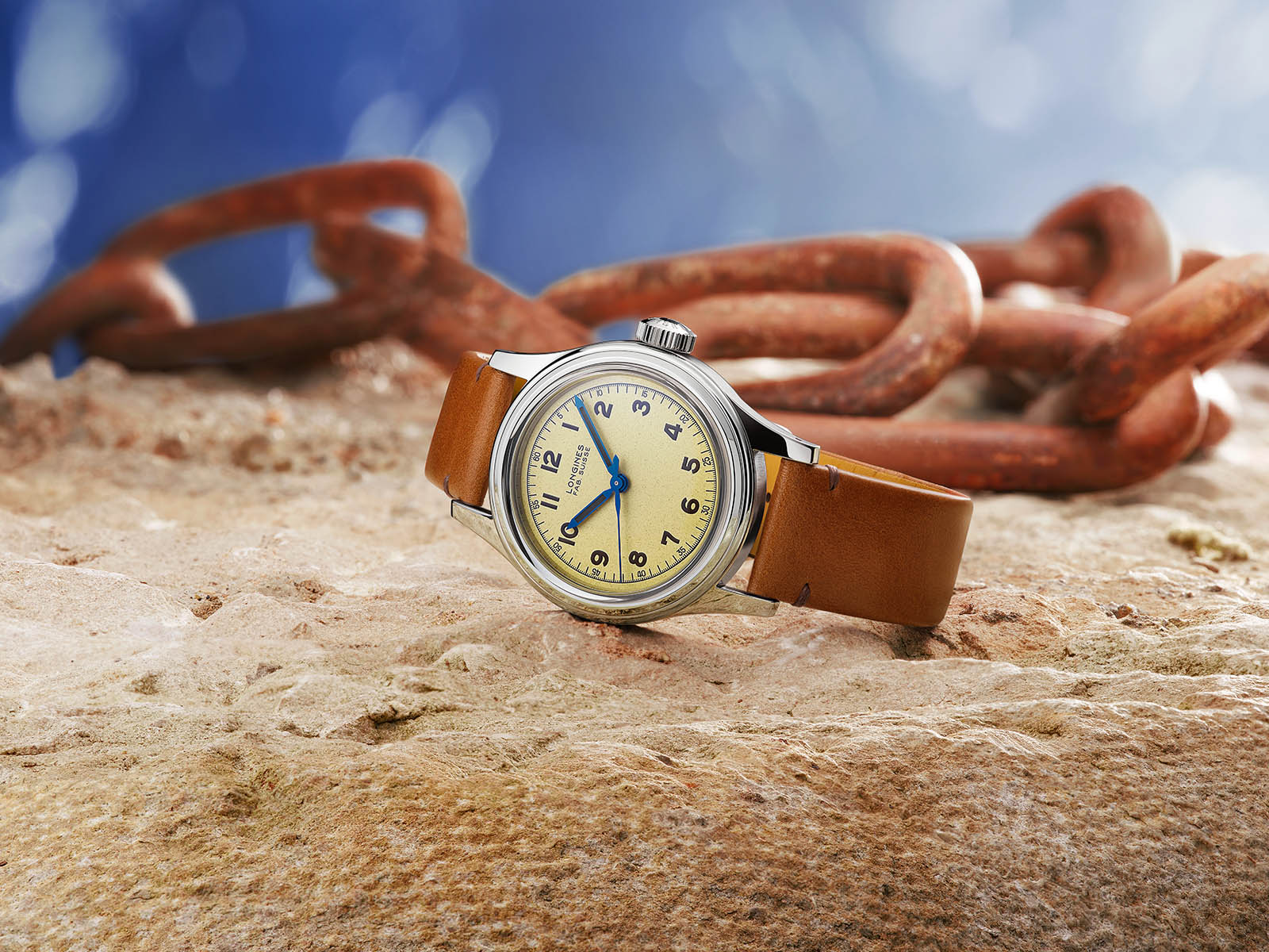 l2-833-4-93-2-longines-heritage-military-marine-nationale-1.jpg