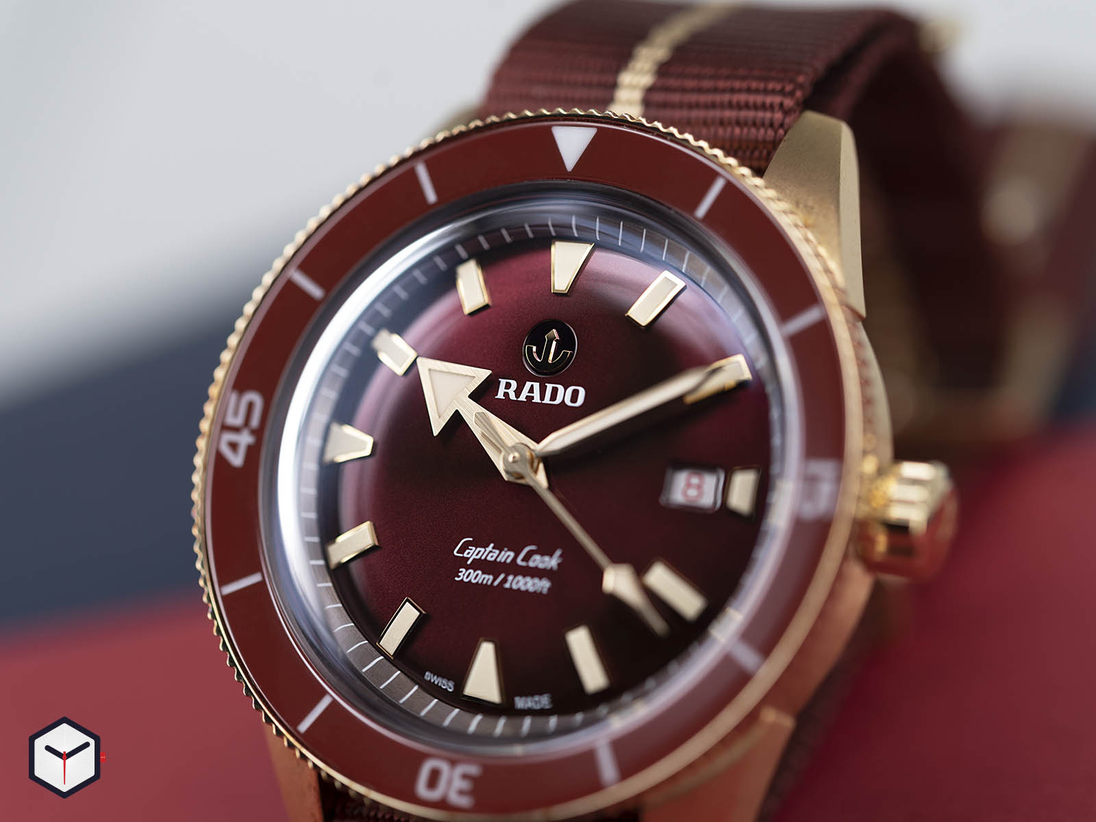 rado-captain-cook-bronze-burgundy-dial-2.jpg