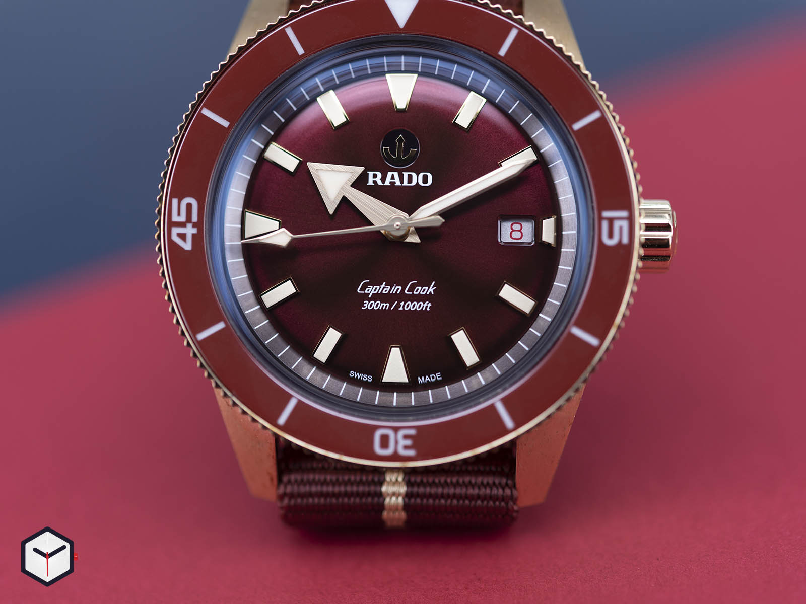 rado-captain-cook-bronze-burgundy-dial-3.jpg