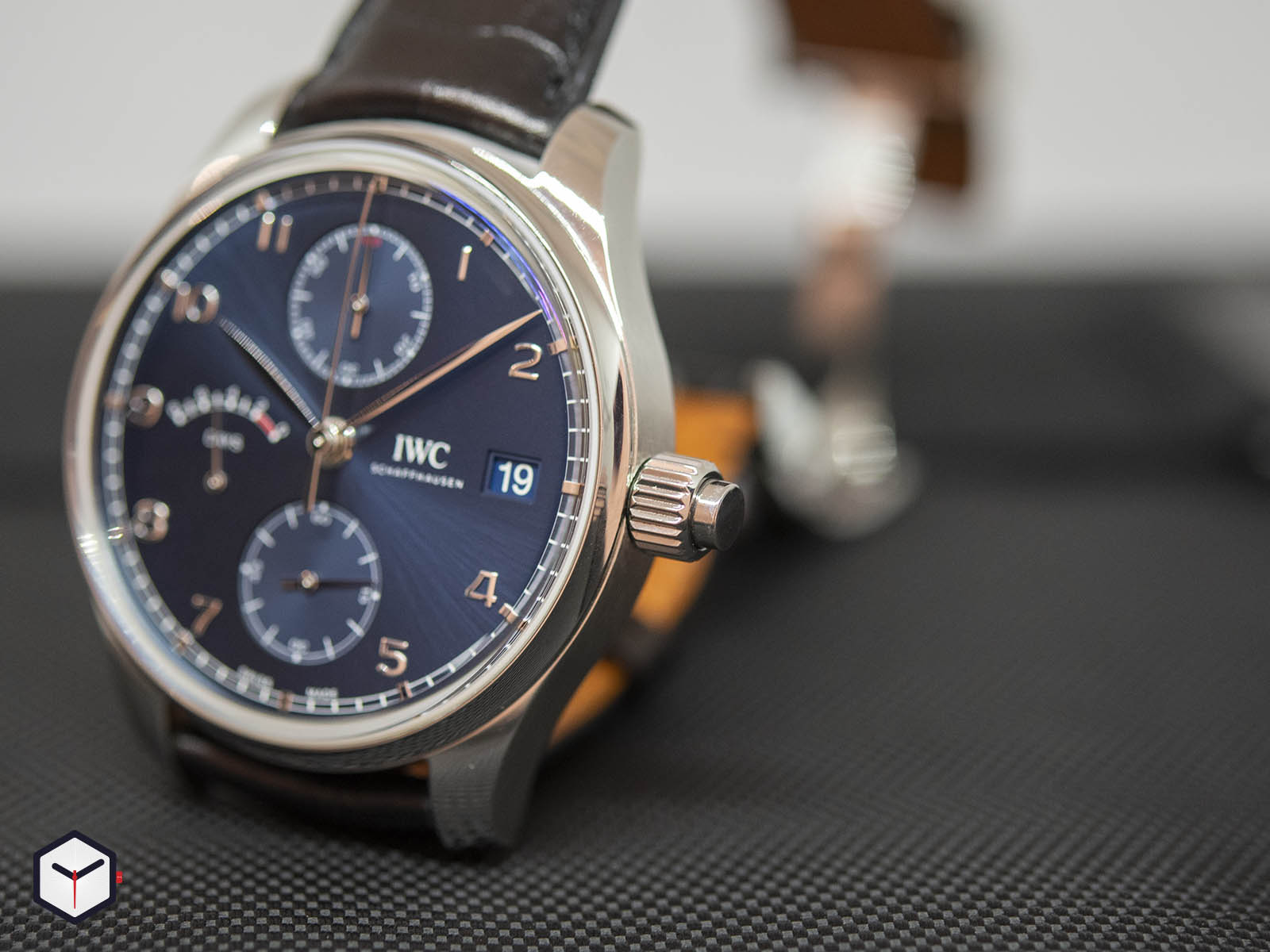 iw515301-iwc-portugieser-hand-wound-monopusher-edition-laureus-sport-for-good-4.jpg