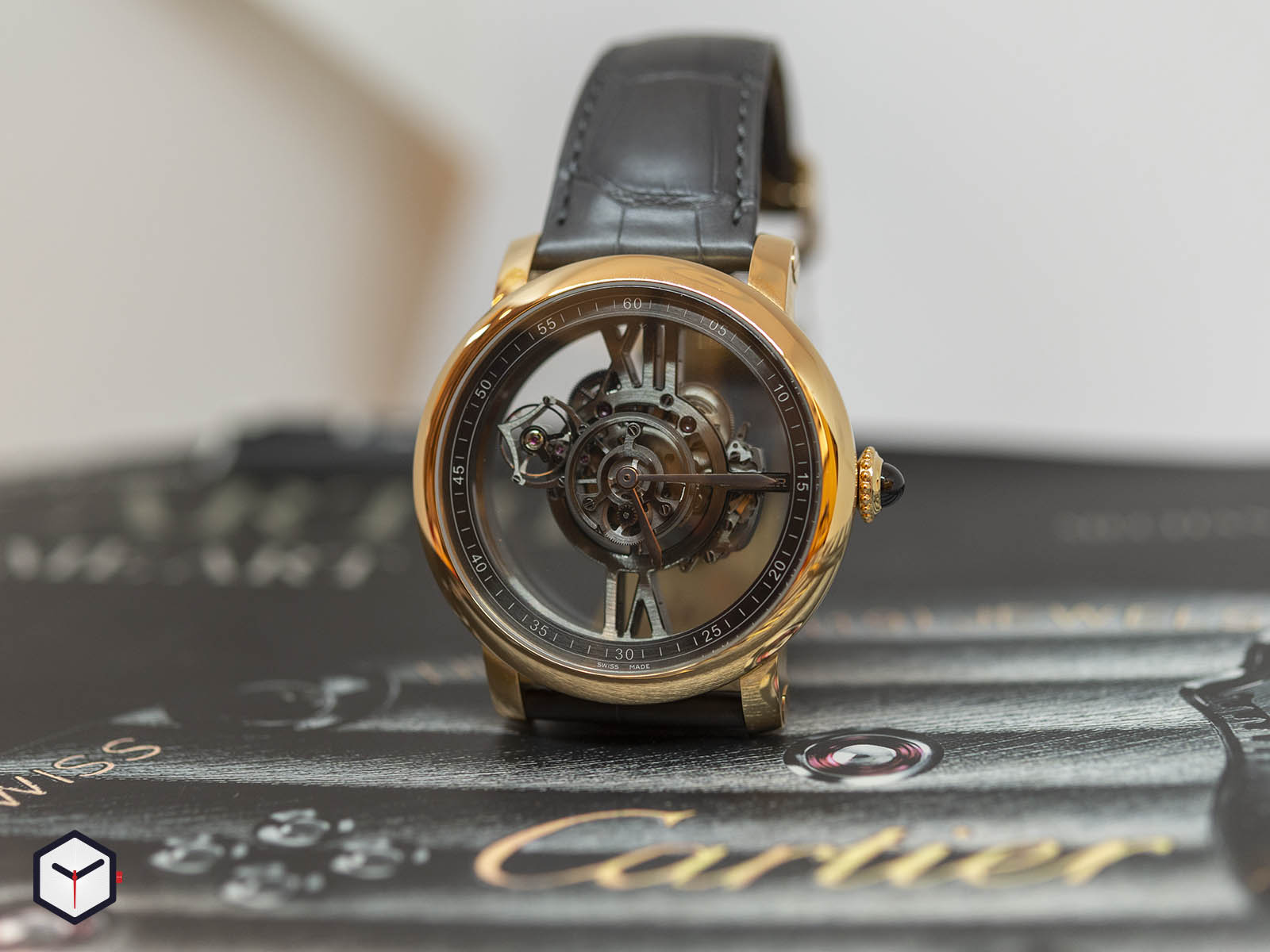 whro0041-cartier-rotonde-de-cartier-astrotourbillon-3.jpg