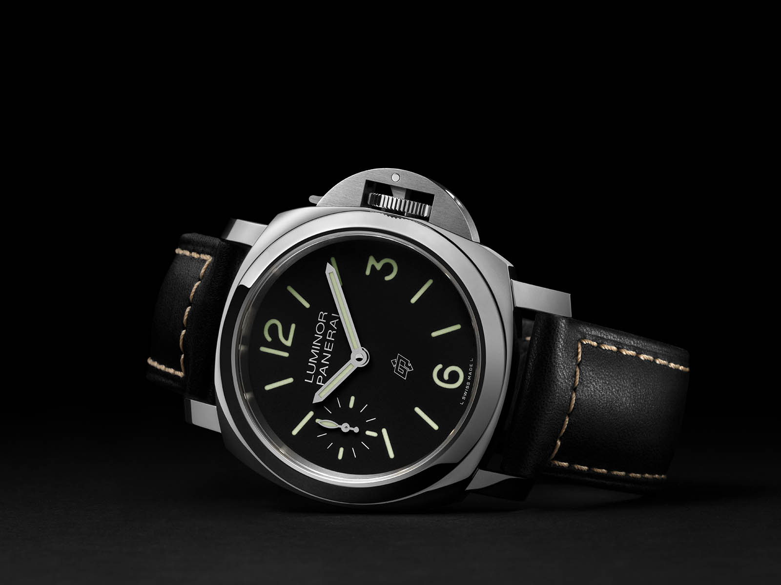 pam01084-panerai-luminor-logo-44mm-1.jpg