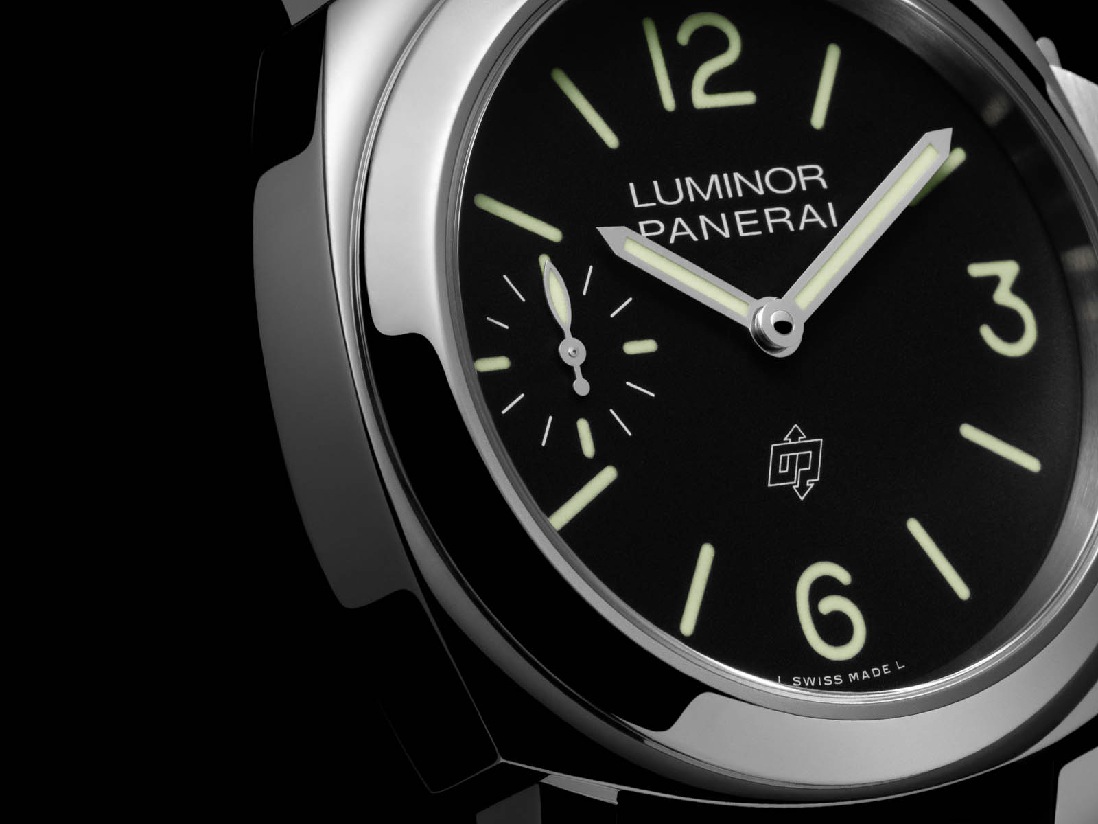 pam01084-panerai-luminor-logo-44mm-4.jpg