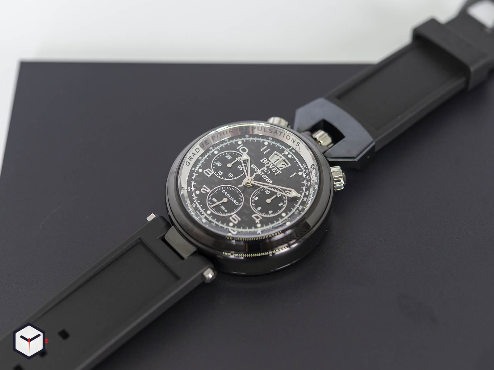 sp0466-bovet-sportster-saguaro-chronograph-4.jpg