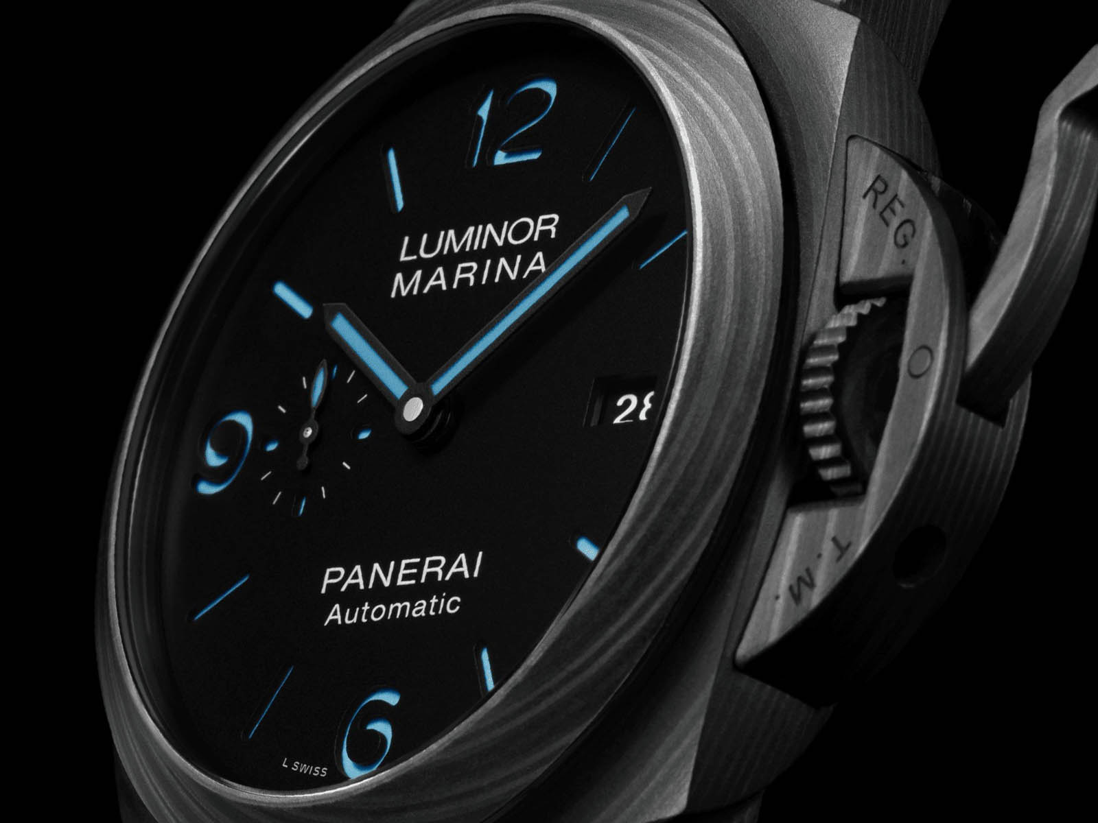 pam01661-panerai-luminor-marina-carbotech-5.jpg