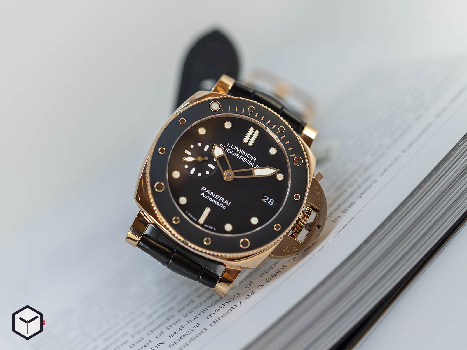 pam00684-officine-panerai-submersible-1950-3-days-automatic-oro-rosso-42mm-1.jpg