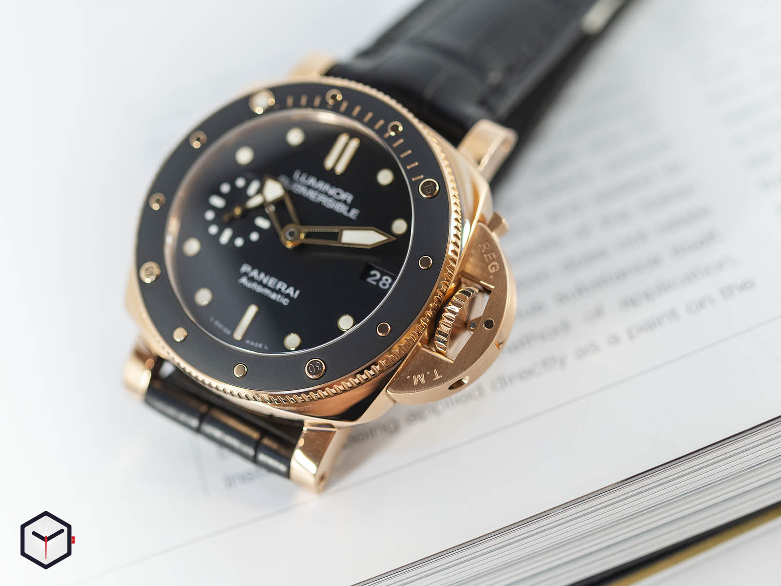 pam00684-officine-panerai-submersible-1950-3-days-automatic-oro-rosso-42mm-2.jpg