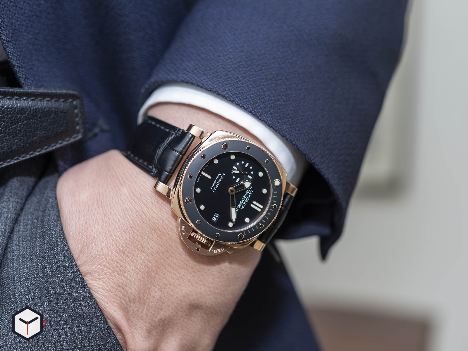 pam00684-officine-panerai-submersible-1950-3-days-automatic-oro-rosso-42mm-10.jpg