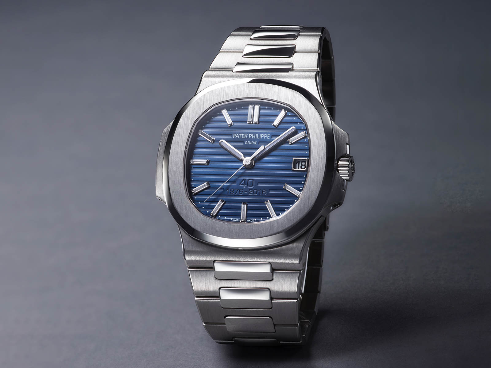 5711p-patek-philippe-nautilus-40th-anniversary.jpg