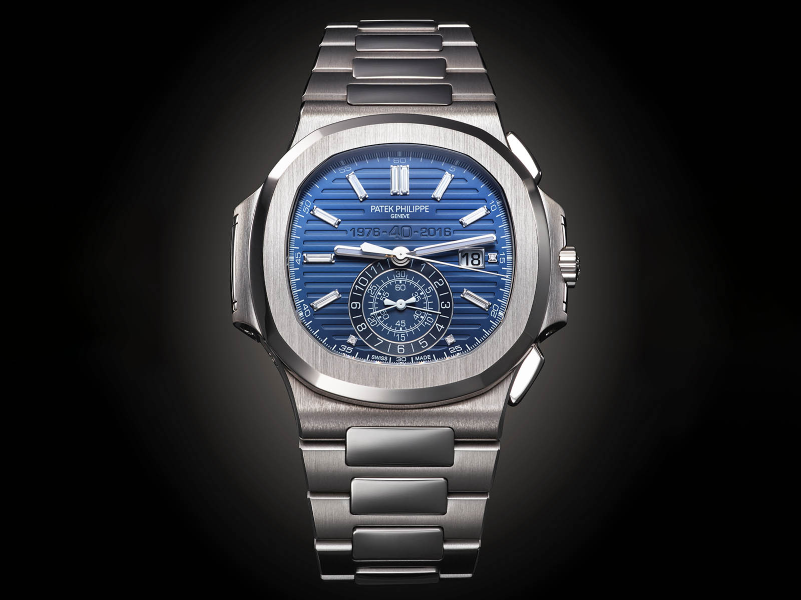 5976g-patek-philippe-nautilus-40th-anniversary-2.jpg