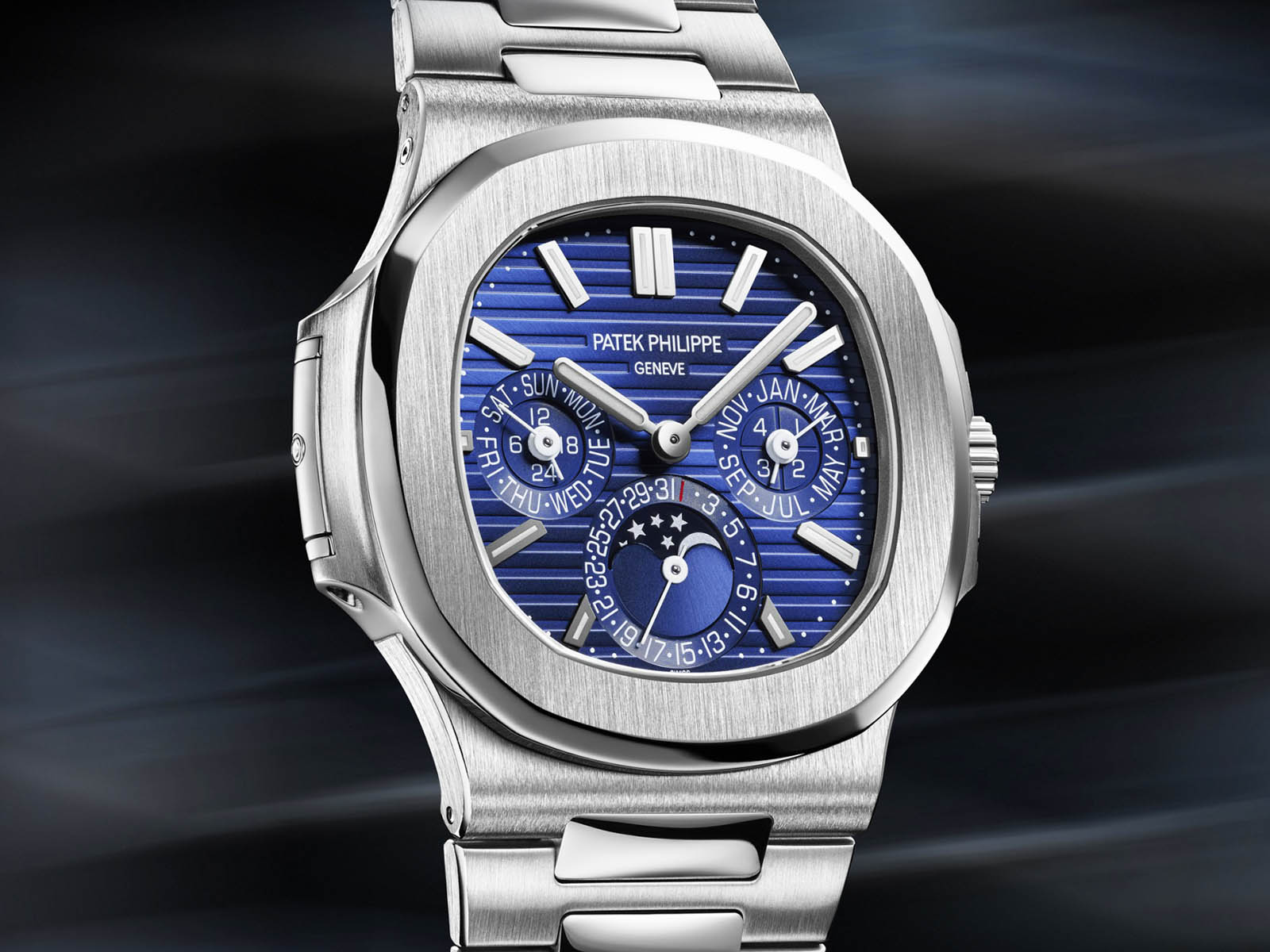 5740-1g-001-patek-philippe-nautilus-perpetual-calendar.jpg