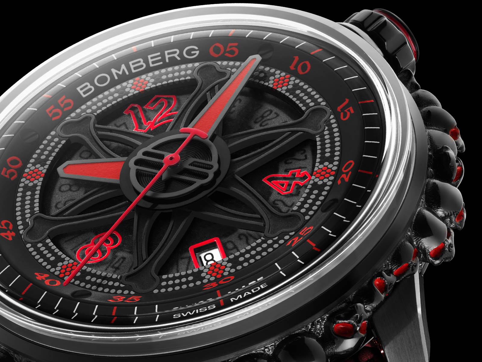 ct43apba-25-2-11-bomberg-gothic-bb-01-automatic-red-catacomb-limited-edition-2.jpg