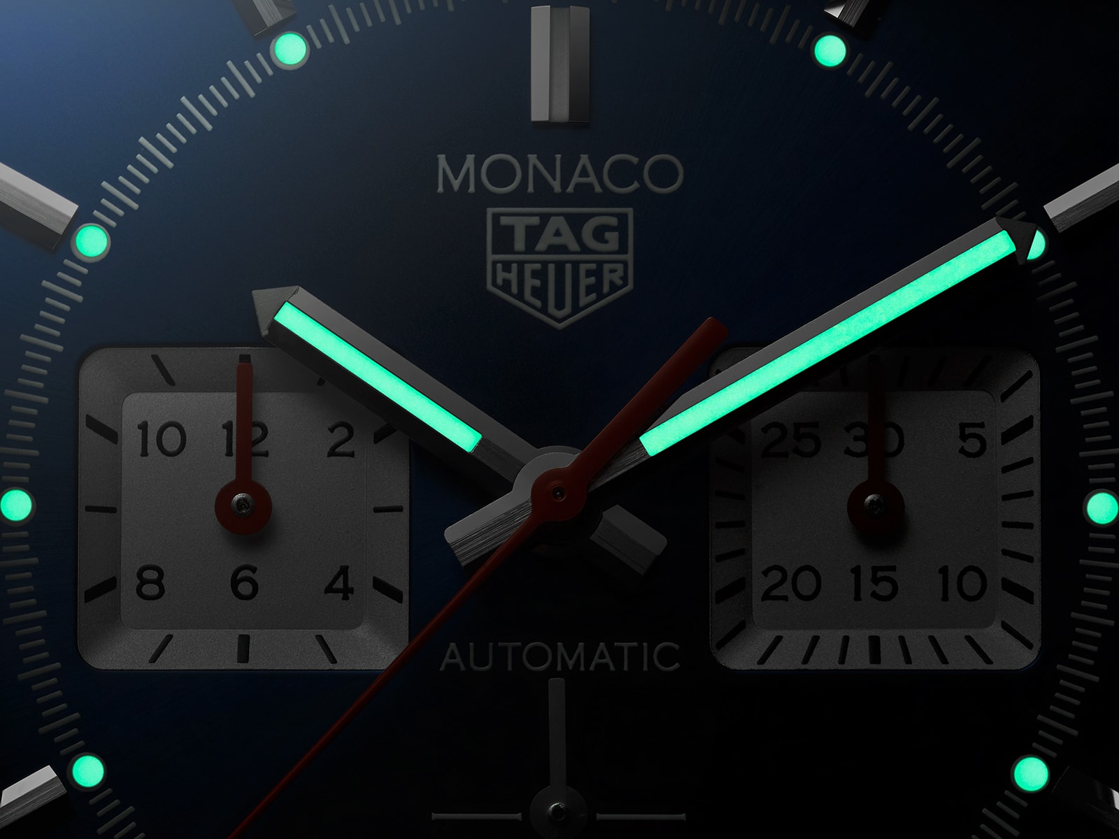 cbl2111-fc6453-tag-heuer-monaco-heuer-02-7.jpg