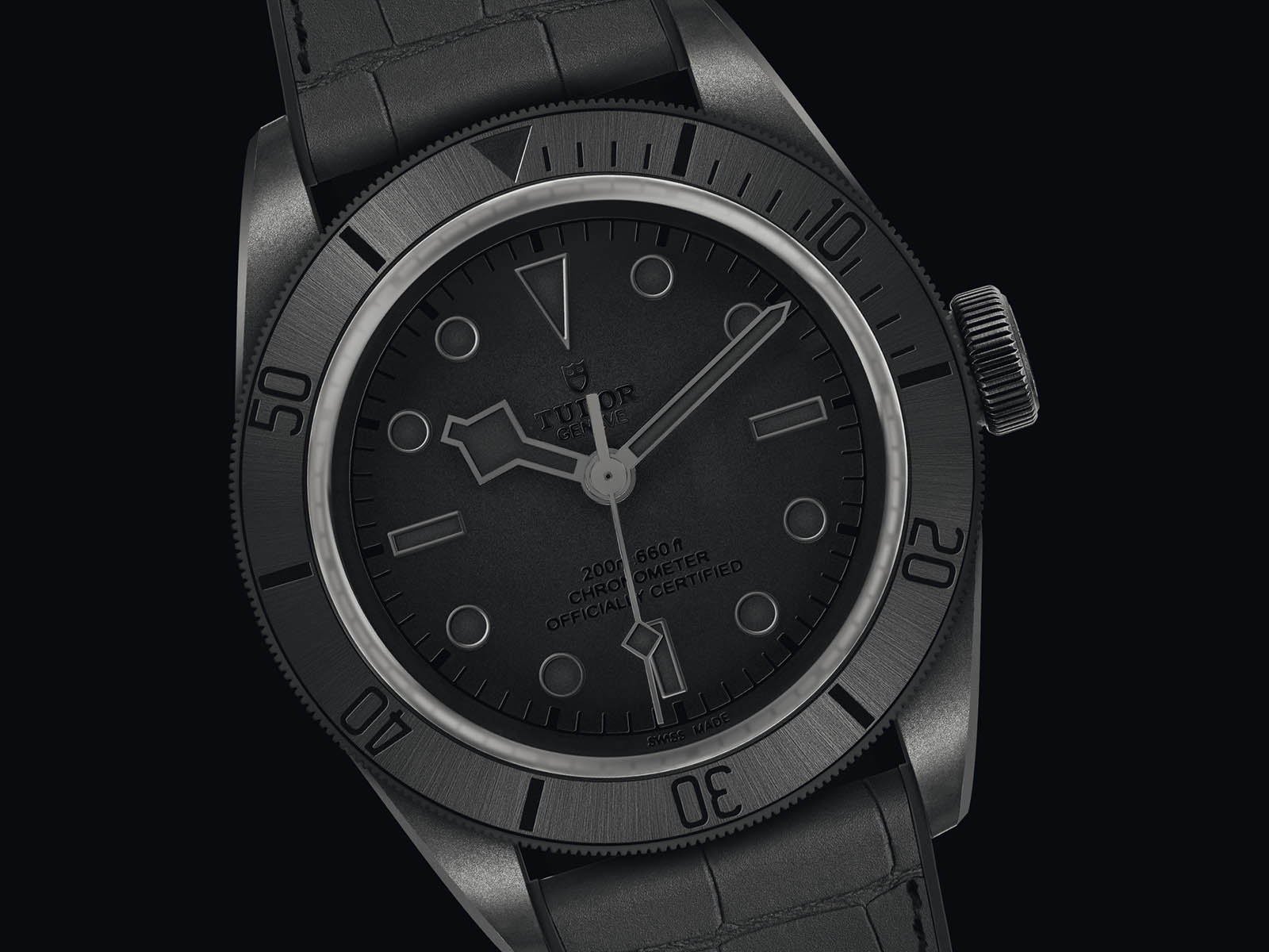 m7921-001cn-tudor-black-bay-ceramic-one-2.jpg