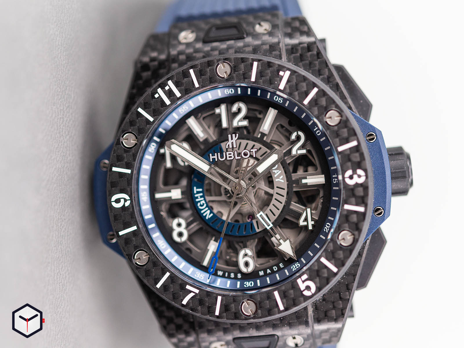 471-qx-7127-rx-hublot-big-bang-unico-gmt-carbon-2.jpg