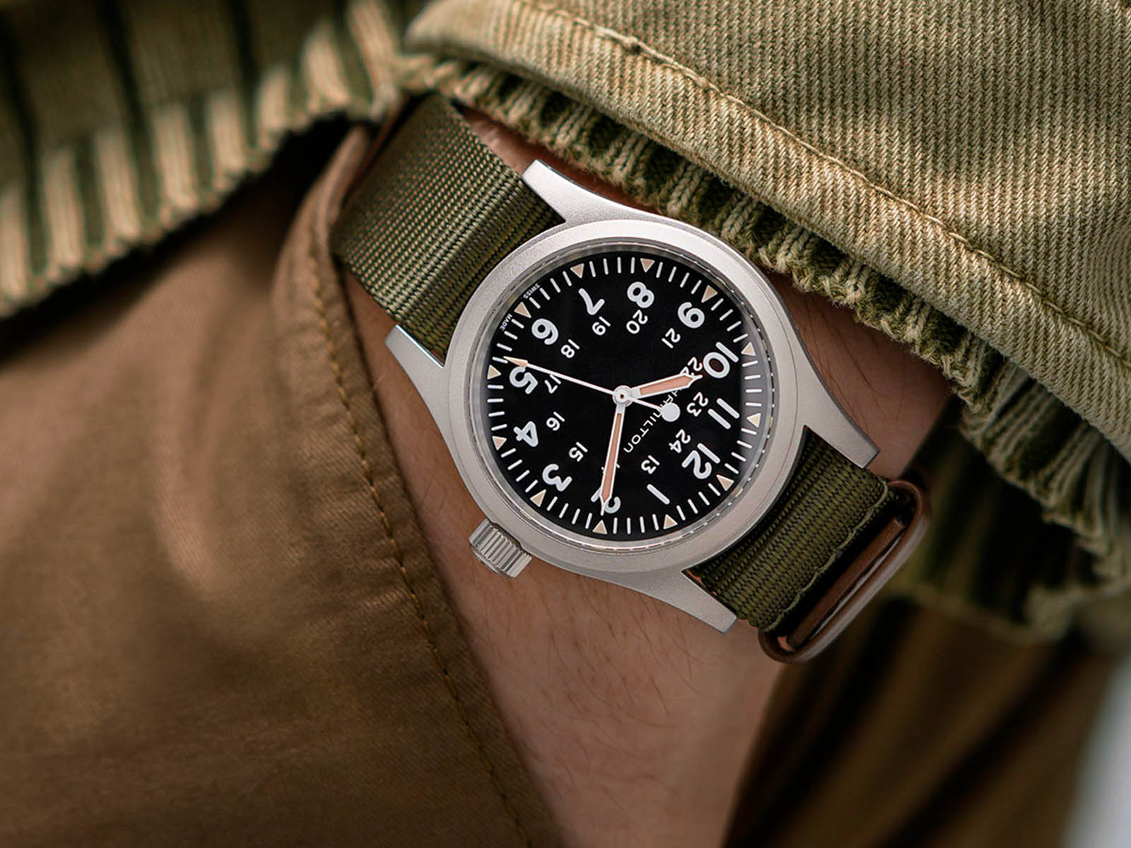 h69439931-hamilton-khaki-field-mechanical-2.jpg