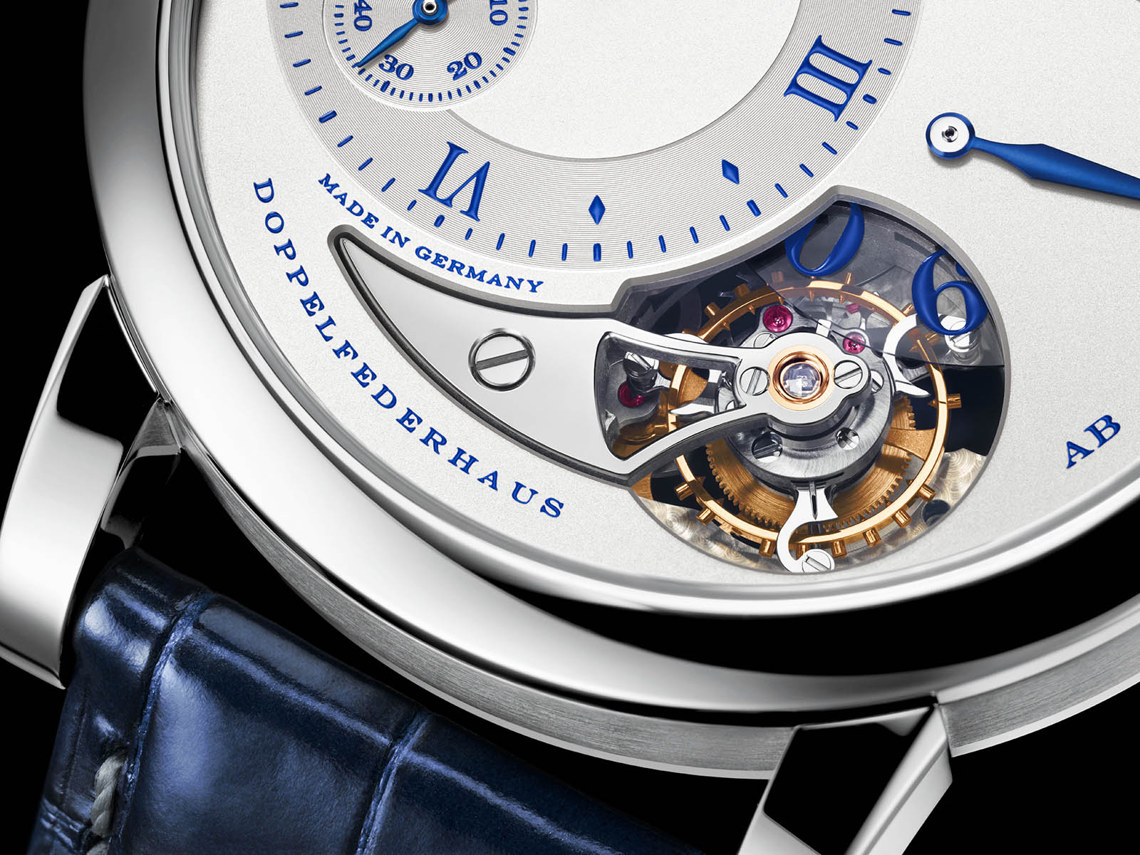 722-066-a-lange-sohne-lange-1-tourbillon-25th-anniversary-4.jpg