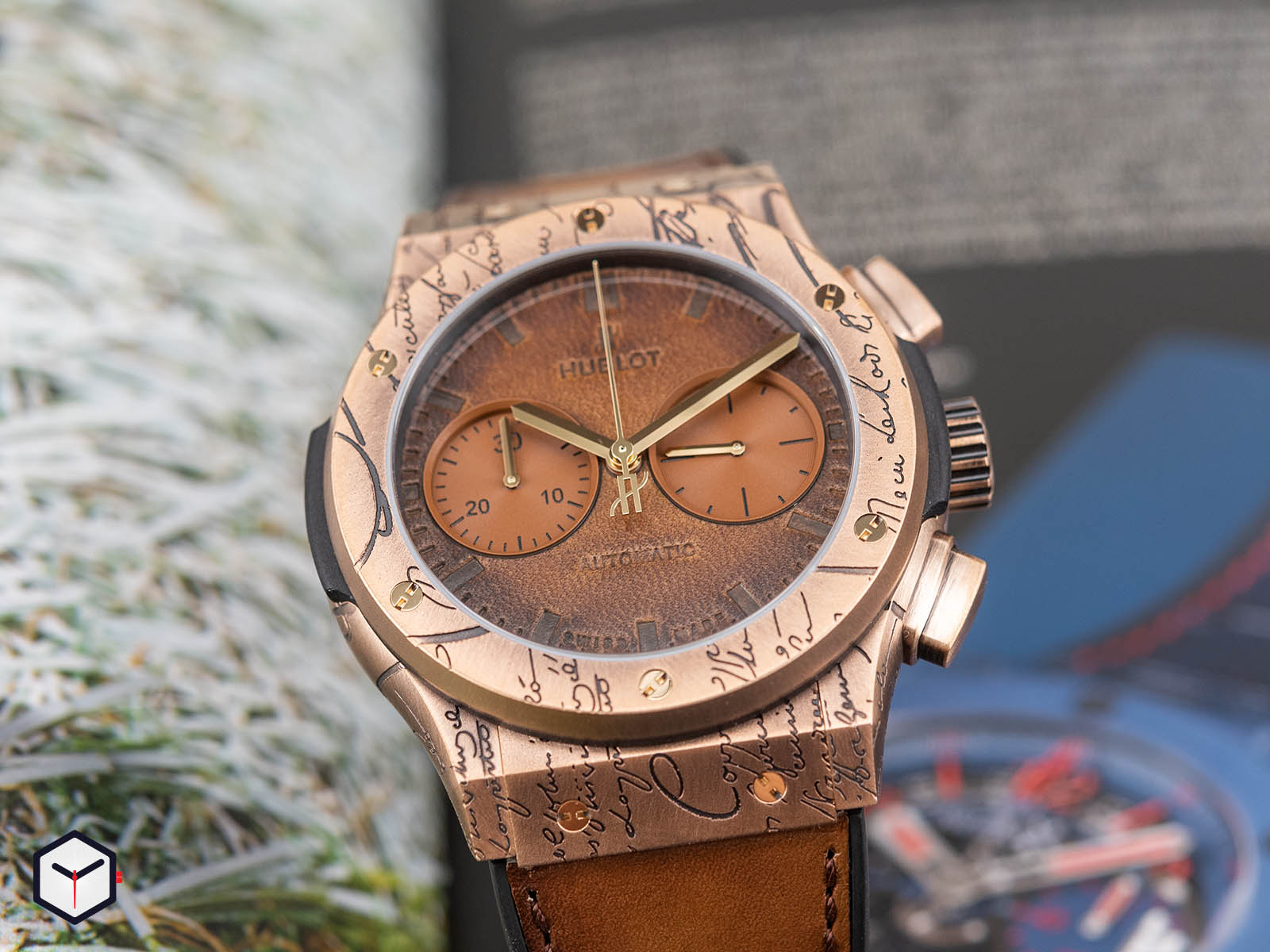 521-bz-05ig-vr-ber19-hublot-classic-fusion-chronograph-berluti-cold-gold-3.jpg