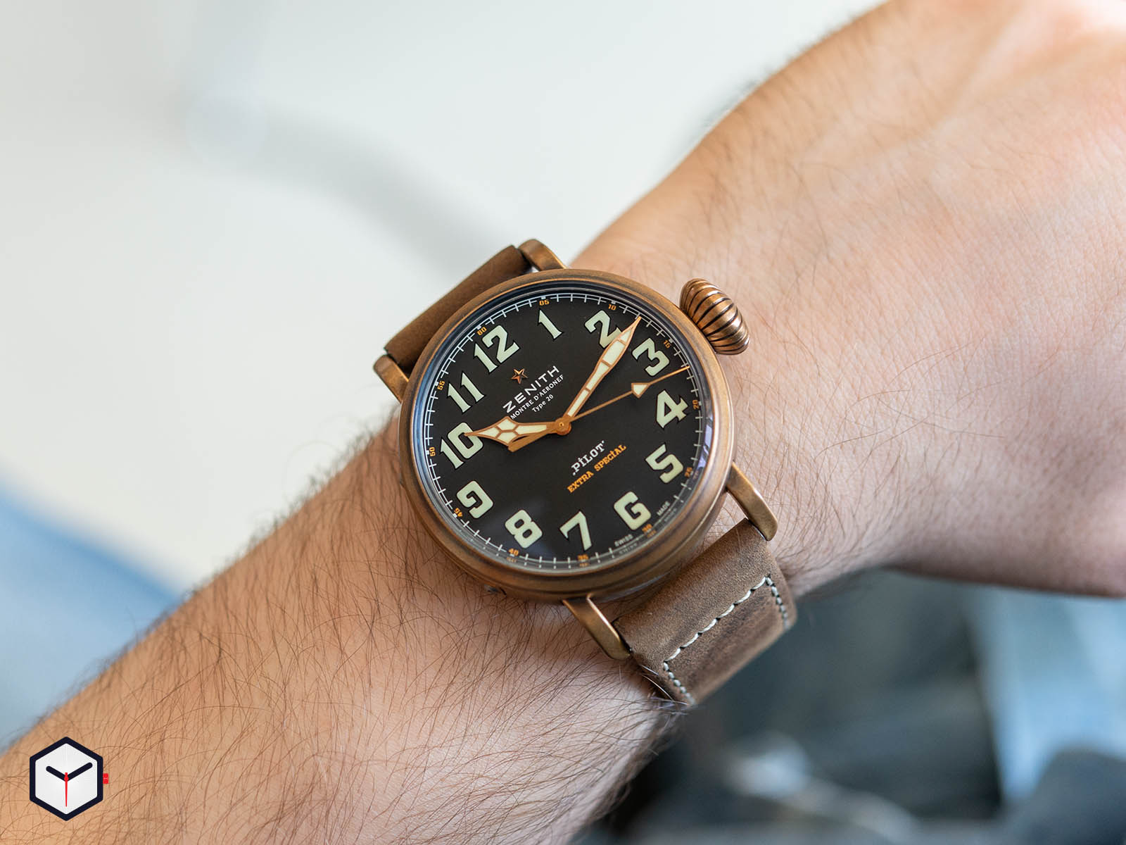 29-2430-679-21-c753-zenith-pilot-type-20-extra-special-bronze-7.jpg