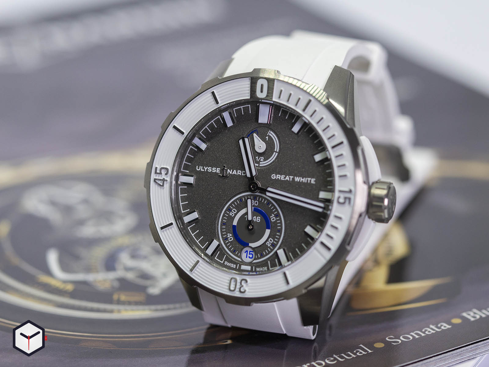 1183-170le-3-90-gw-ulysse-nardin-diver-chronometer-2.jpg