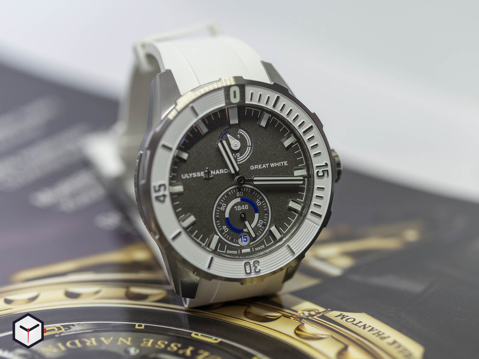 1183-170le-3-90-gw-ulysse-nardin-diver-chronometer-3.jpg