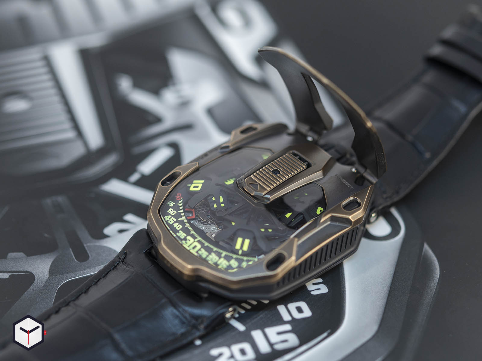 ur-105-urwerk-maverick-sihh-2019-3.jpg