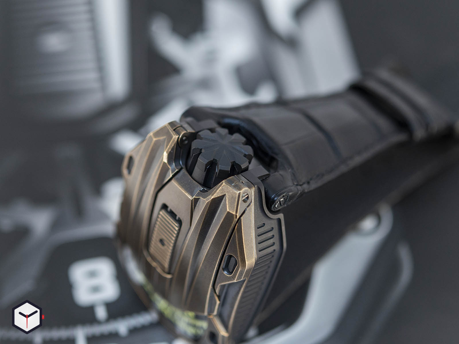 ur-105-urwerk-maverick-sihh-2019-4.jpg