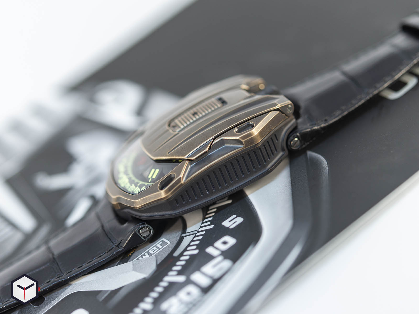 ur-105-urwerk-maverick-sihh-2019-5.jpg