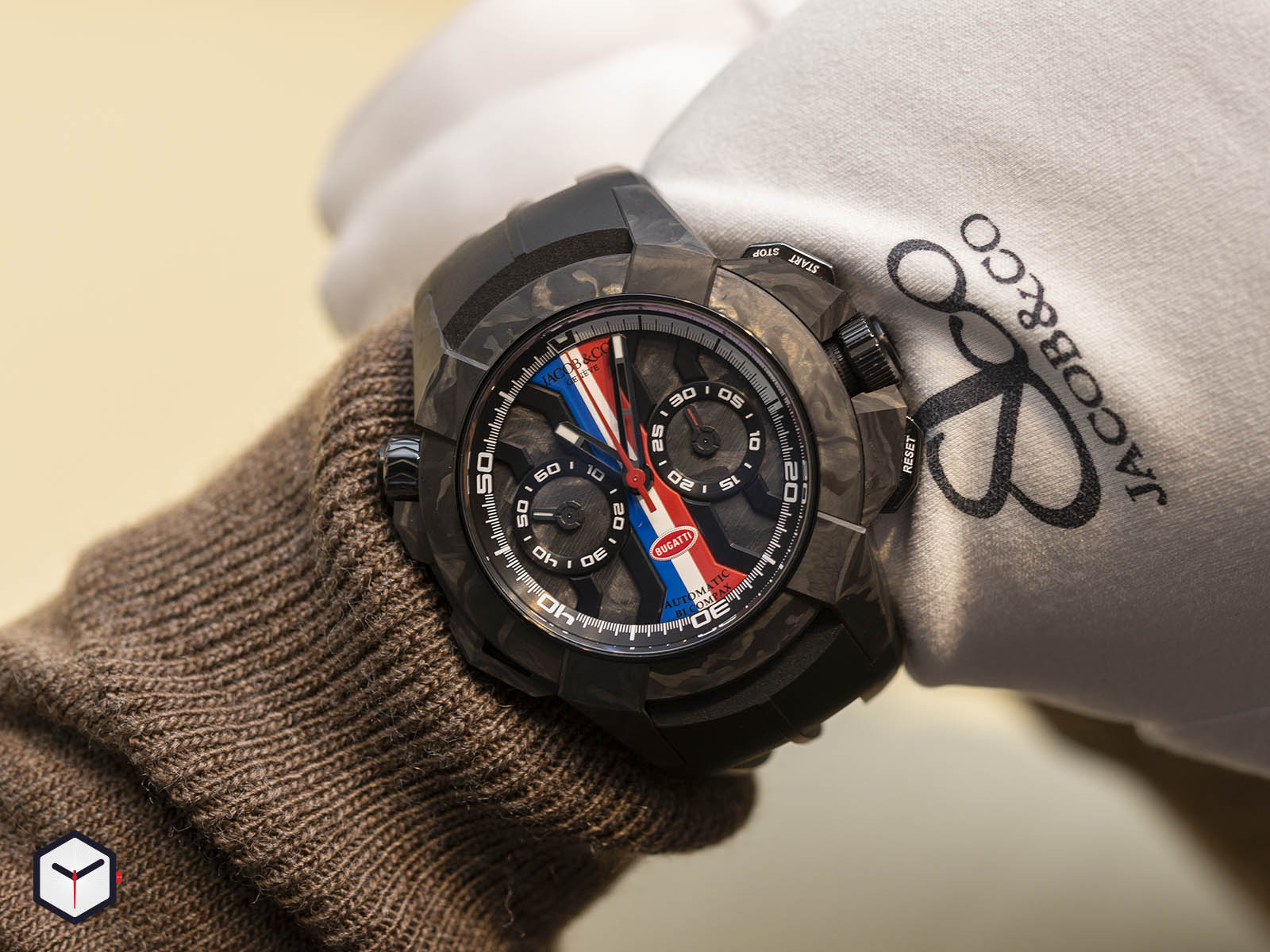 ec333-29-aa-aa-a-jacob-co-epic-x-chrono-bugatti-baselworld-2019-7.jpg