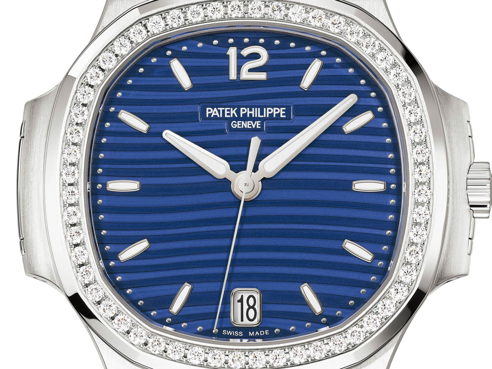 7118-1200a-001-patek-philippe-nautilus-ladies-automatic-2.jpg