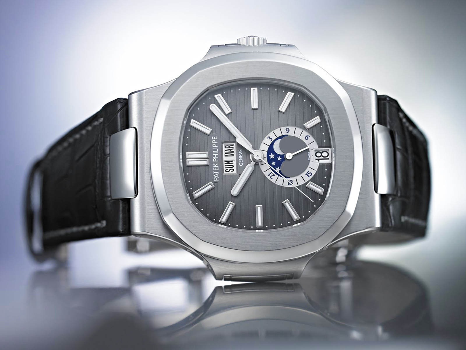 5726a-001-patek-philippe-nautilus.jpg