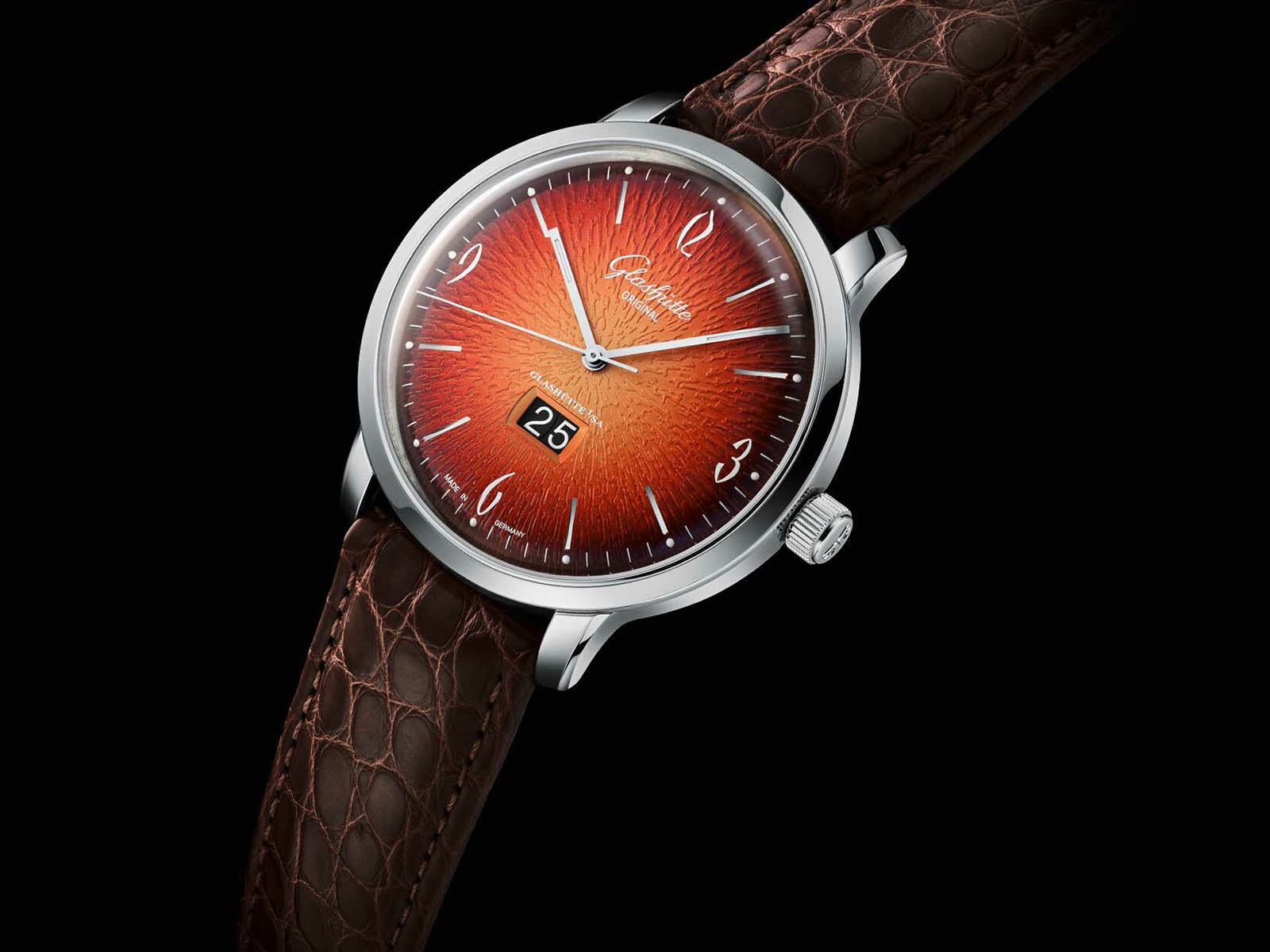 2-39-47-09-02-04-glashuette-original-sixties-panorama-date-2.jpg