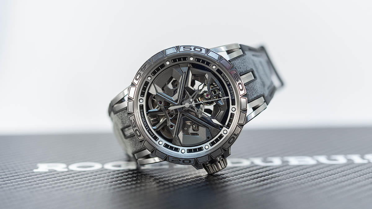 rddbex0748-roger-dubuis-excalibur-huracan-sihh-2019-kapak.jpg