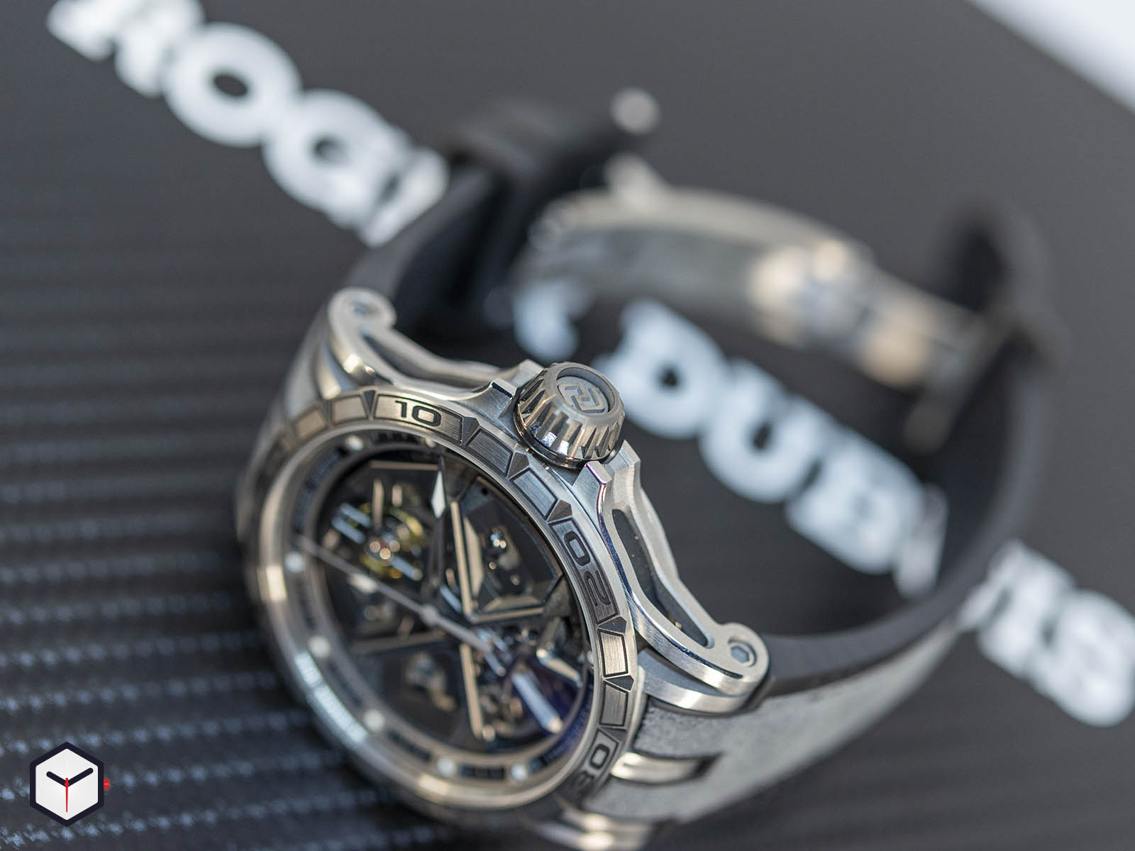 rddbex0748-roger-dubuis-excalibur-huracan-sihh-2019-4.jpg