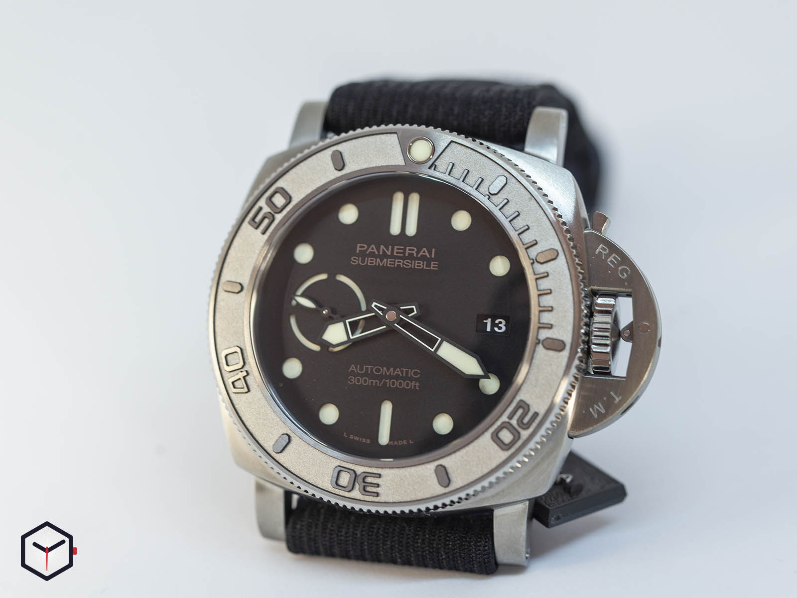 pam00984-officine-panerai-submersible-mike-horn-edition-47mm-sihh-2019-2.jpg