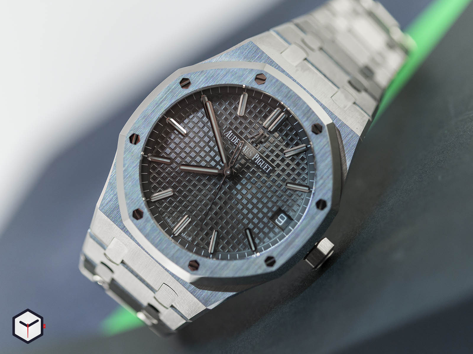 15500-audemars-piguet-royal-oak-41mm-8.jpg