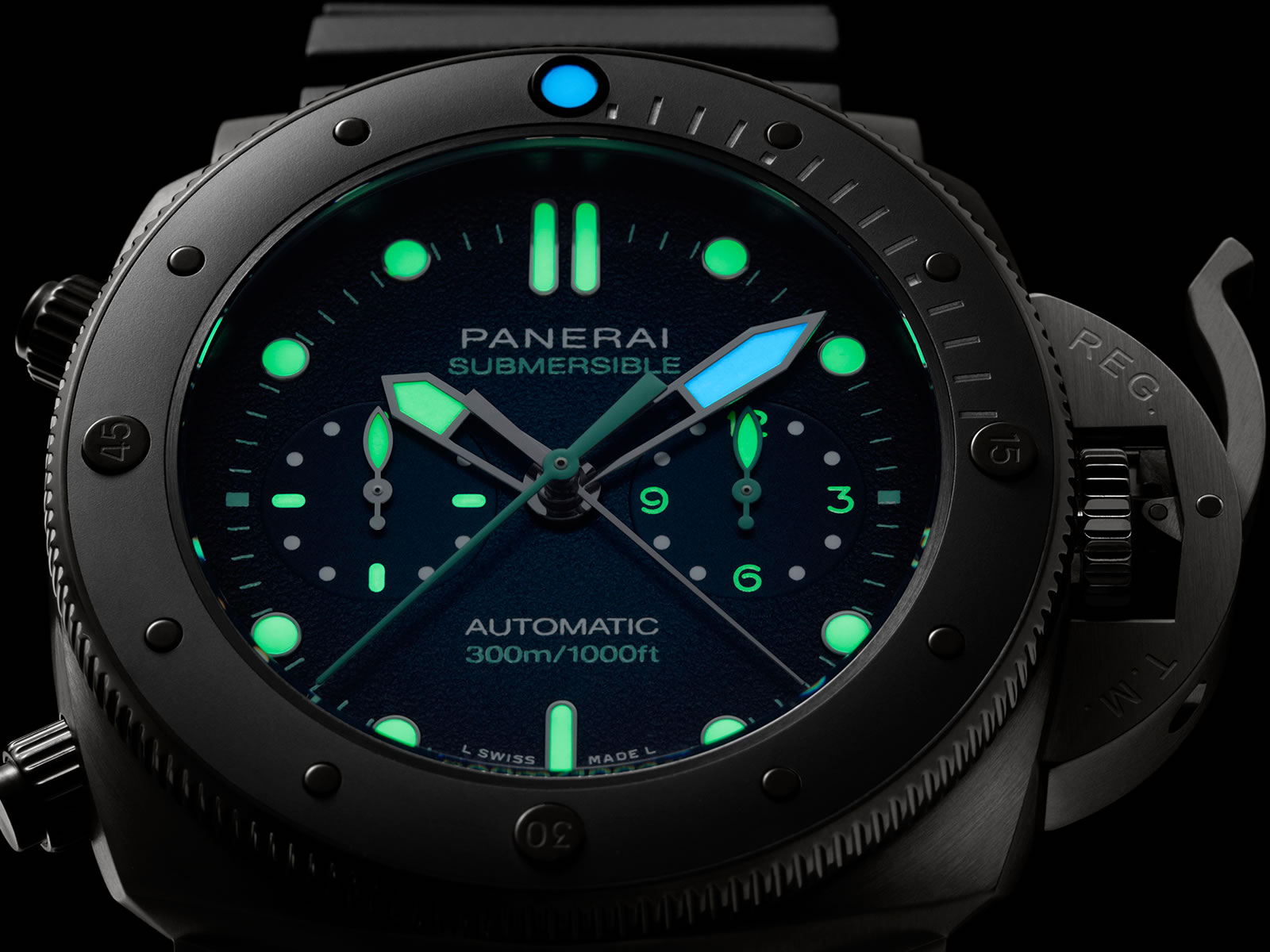 pam00983-officine-panerai-submersible-chrono-guillaume-nery-edition-blue-and-black-dial-3-.jpg