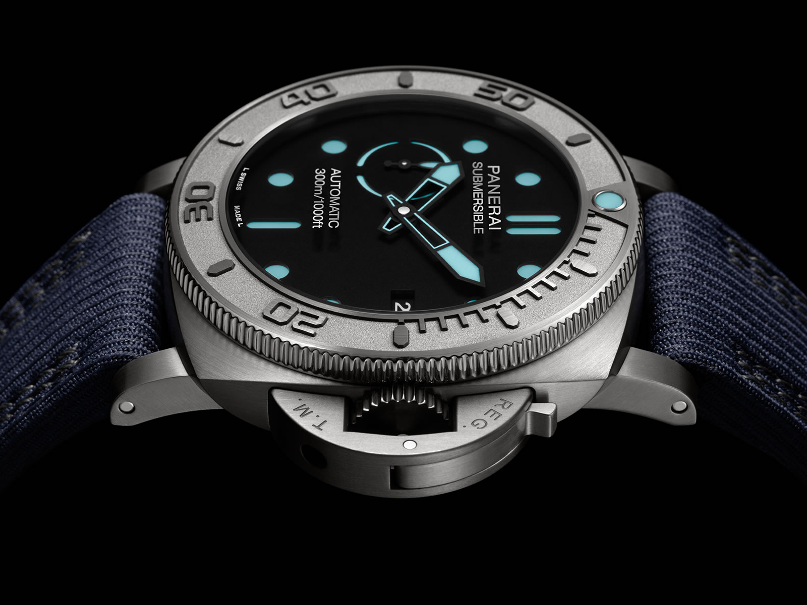 pam00985-officine-panerai-submersible-mike-horn-edition-47mm-3-.jpg