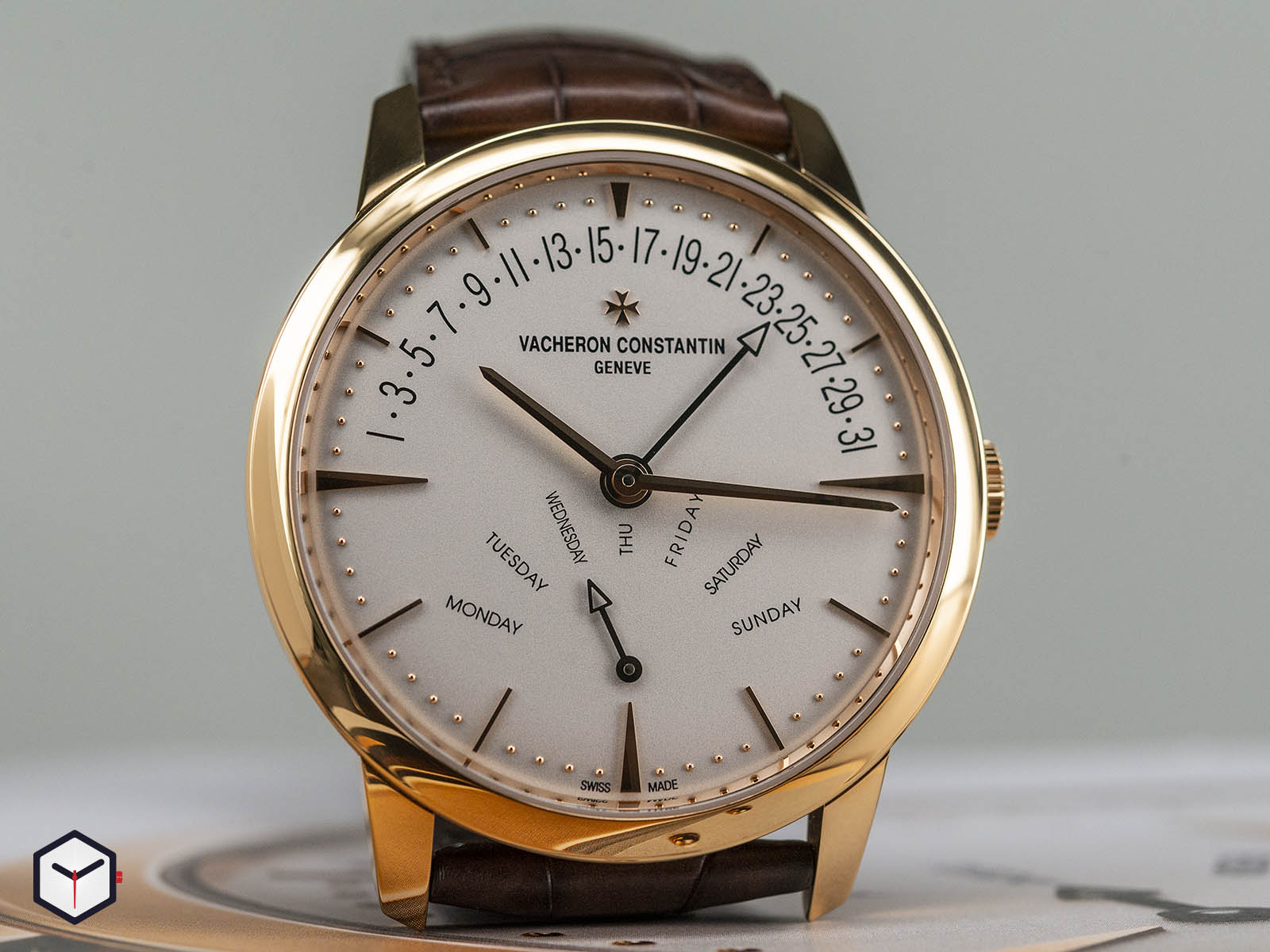 4000u-000r-b110-vacheron-constantin-patrimony-retrograde-day-date-3.jpg