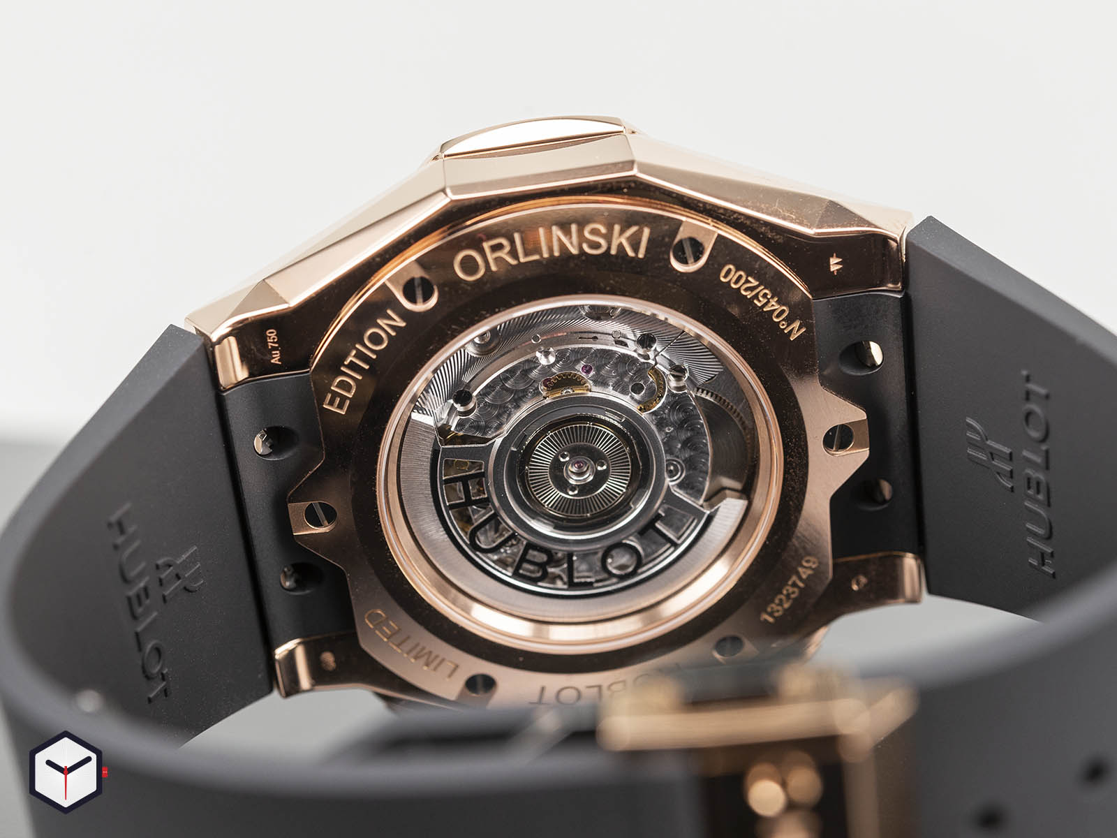 525-ox-0180-rx-orl18-hublot-classic-fusion-aerofusion-chronograph-orlinski-king-gold-5.jpg