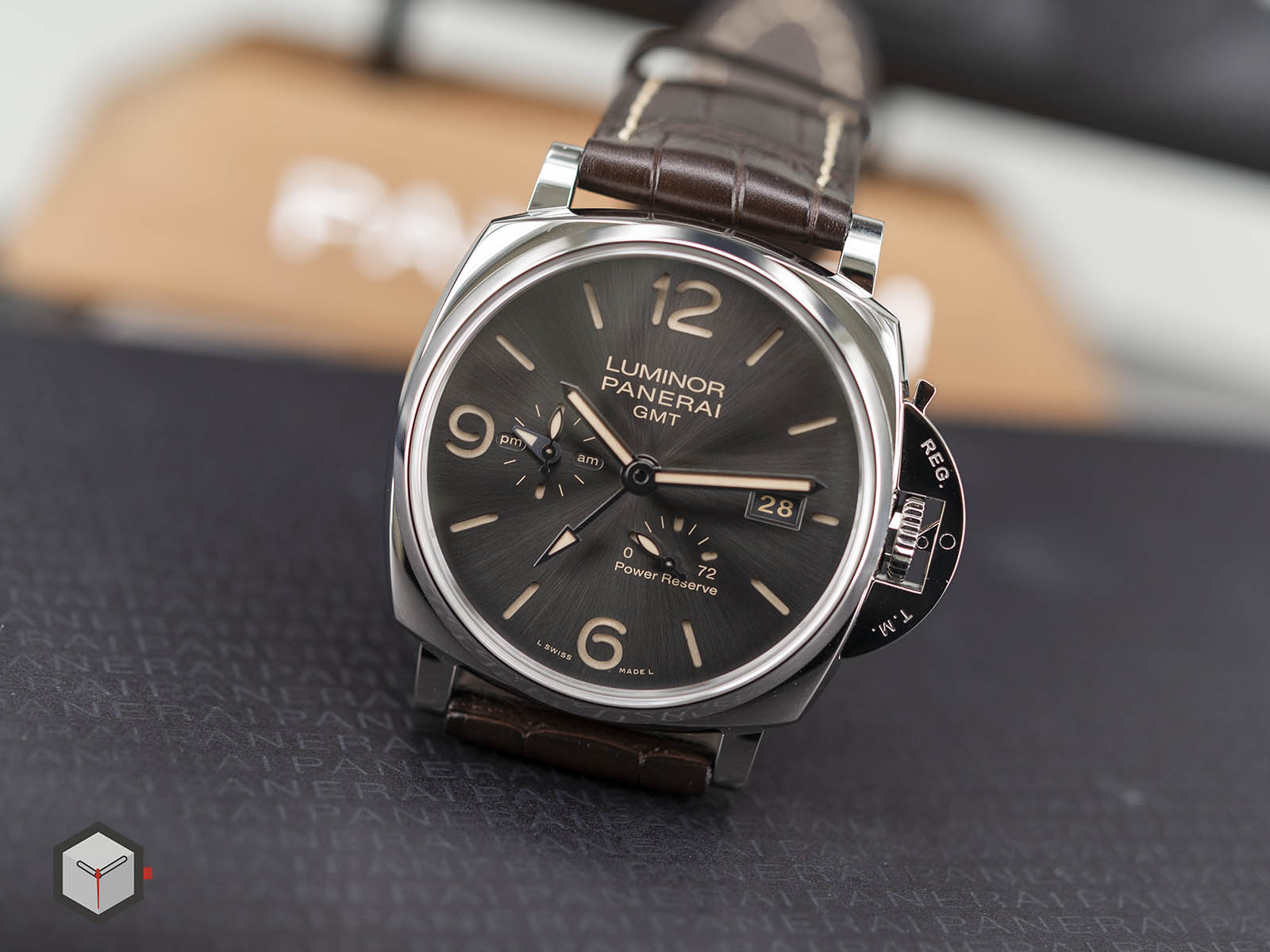 pam00944-panerai-luminor-due-3-days-gmt-power-reserve-automatic-5.jpg