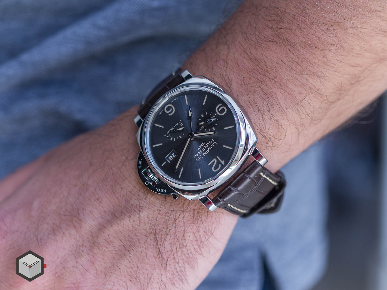 pam00944-panerai-luminor-due-3-days-gmt-power-reserve-automatic-12.jpg