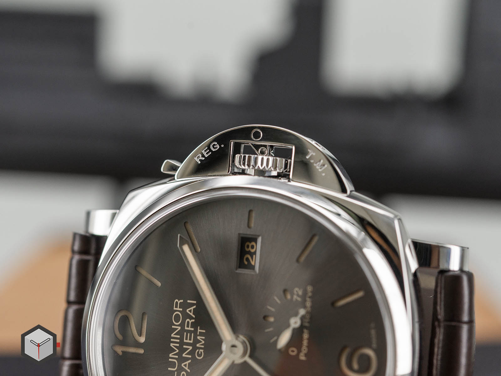 pam00944-panerai-luminor-due-3-days-gmt-power-reserve-automatic-7.jpg