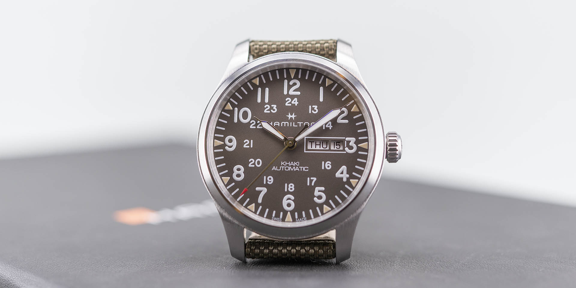 h70535081-hamilton-khaki-field-day-date-auto-1.jpg