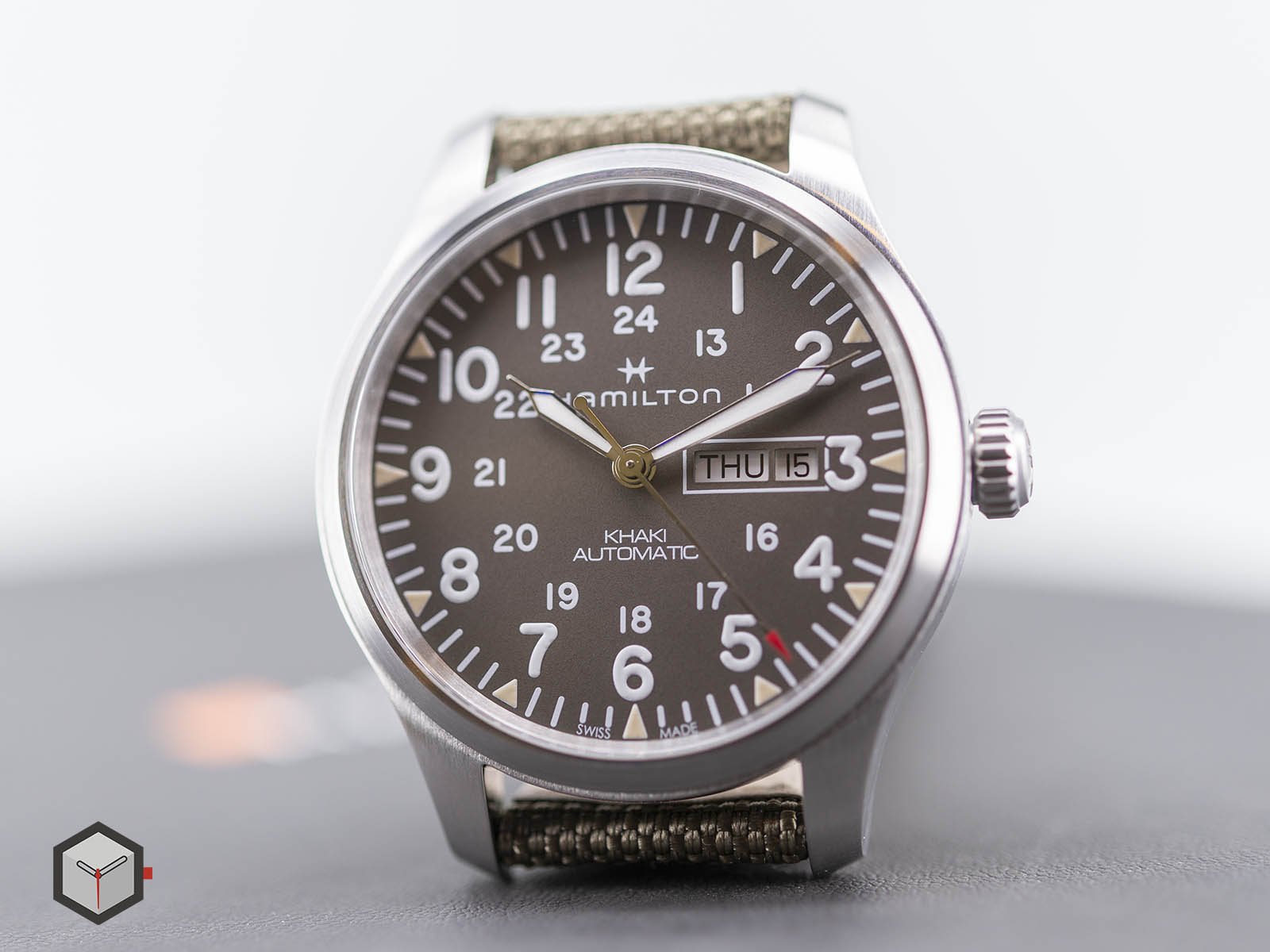 h70535081-hamilton-khaki-field-day-date-auto-4.jpg