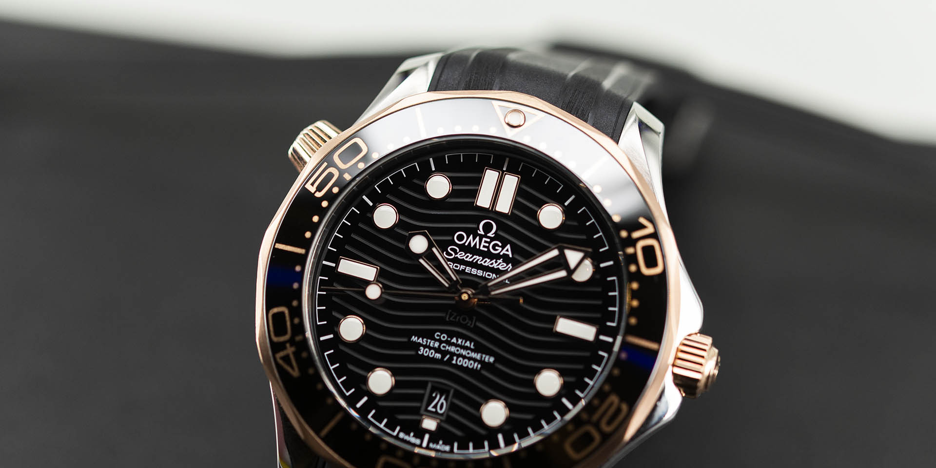 210-22-42-20-01-002-omega-seamaster-diver-300m-42mm-1.jpg