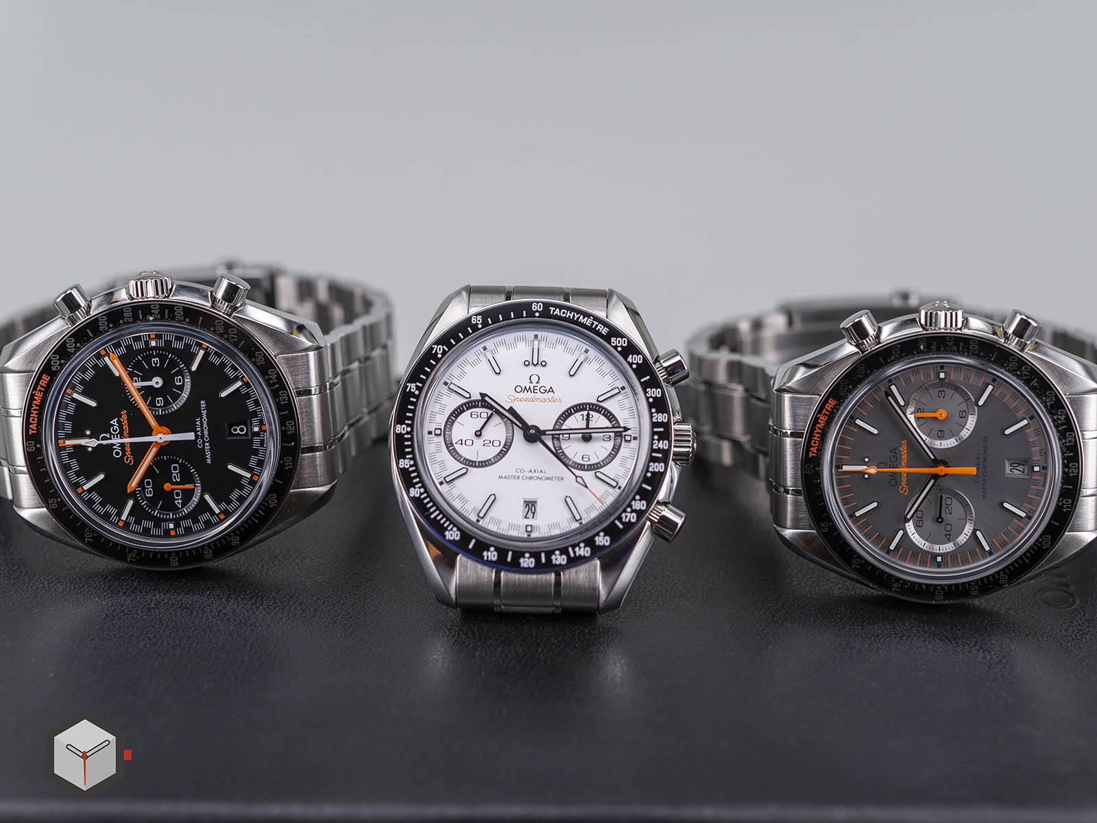 329-30-44-51-04-001-omega-speedmaster-racing-co-axial-master-11.jpg