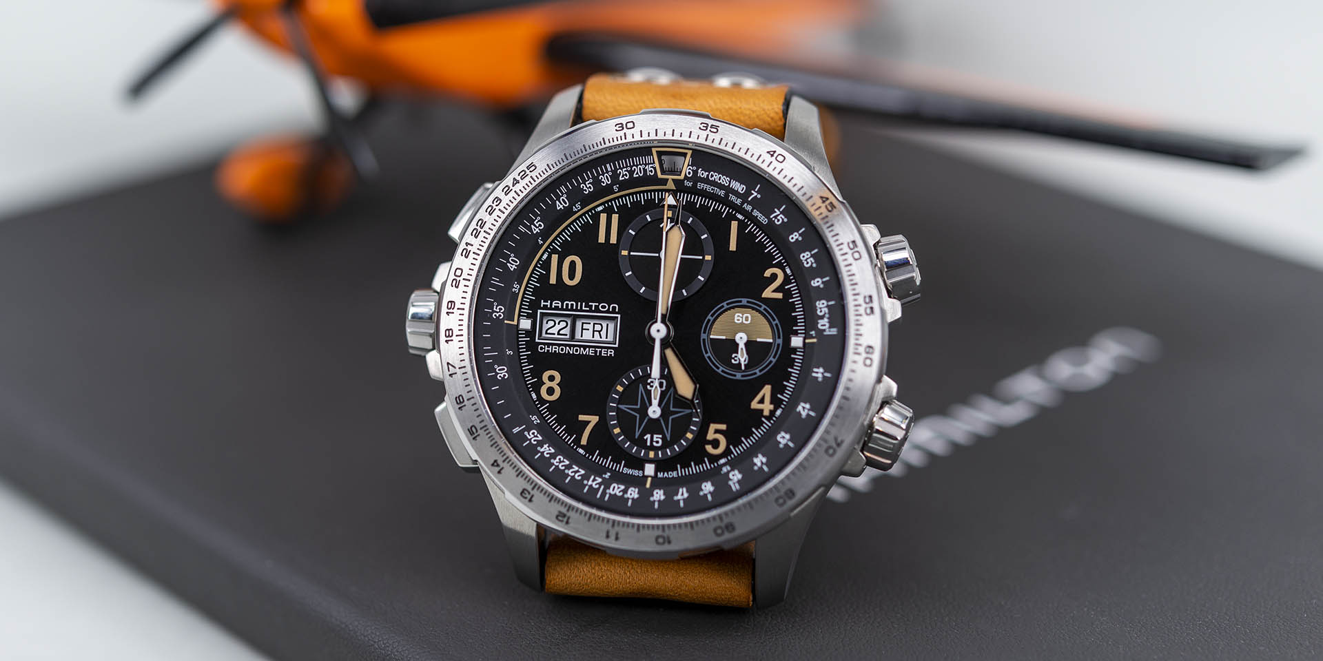 h77796535-hamilton-khaki-x-wind-auto-chrono-limited-edition-1.jpg