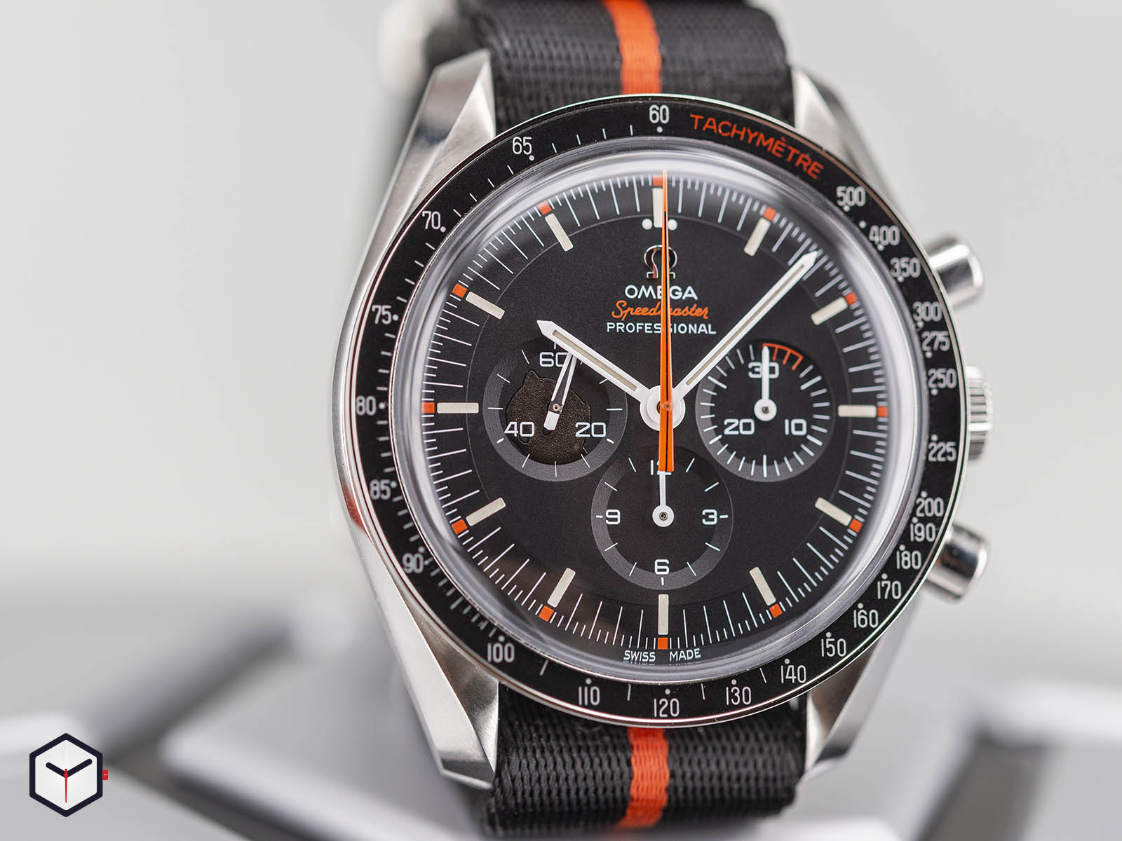 311-12-42-30-01-001-omega-speedmaster-speedy-tuesday-2018-edition-ultraman-4.jpg